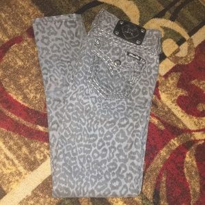 ✨Miss Me Leopard Print Skinny Jeans✨